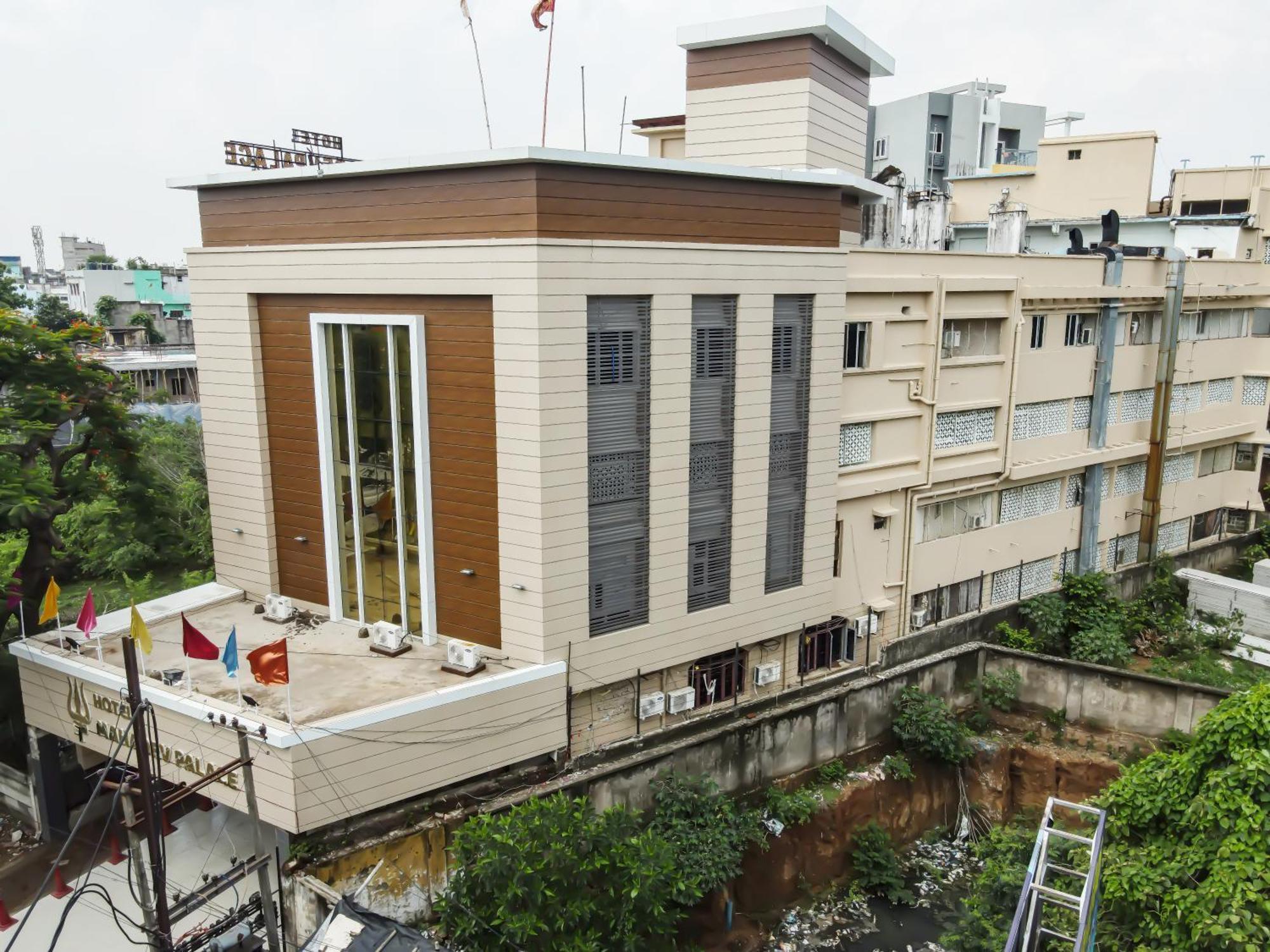 Hotel Mahadev Palace Deoghar Exteriör bild