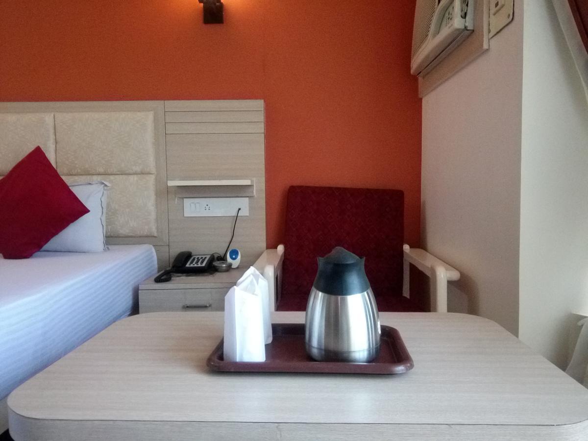 Hotel Mahadev Palace Deoghar Exteriör bild