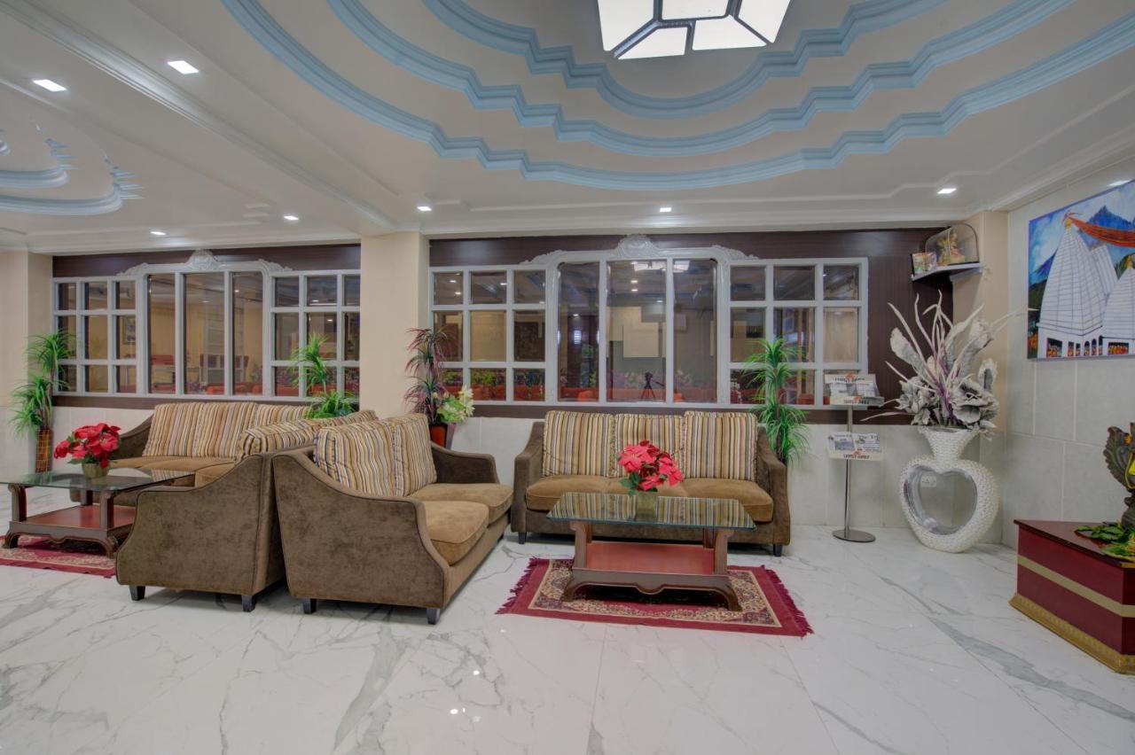 Hotel Mahadev Palace Deoghar Exteriör bild