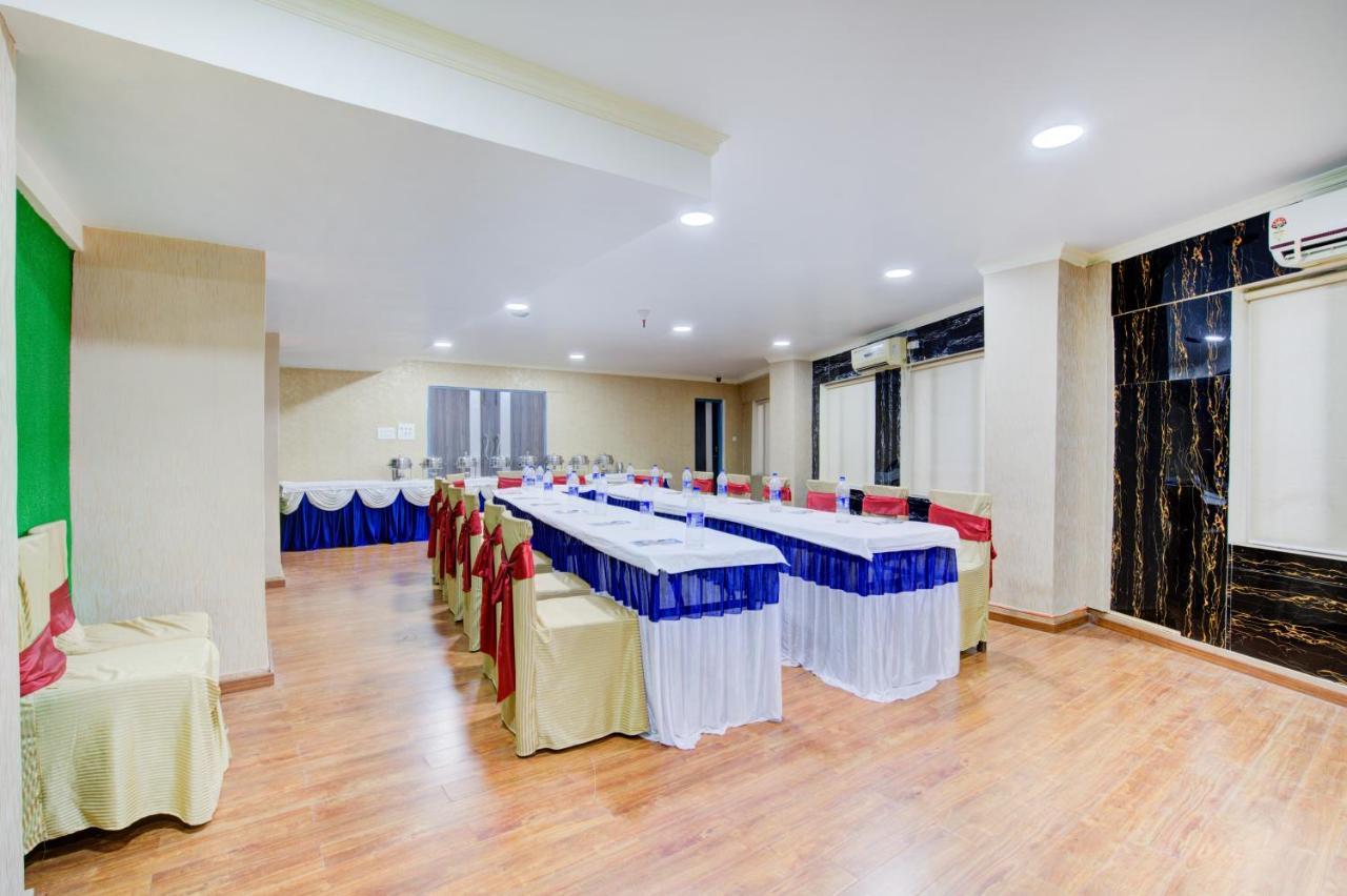 Hotel Mahadev Palace Deoghar Exteriör bild