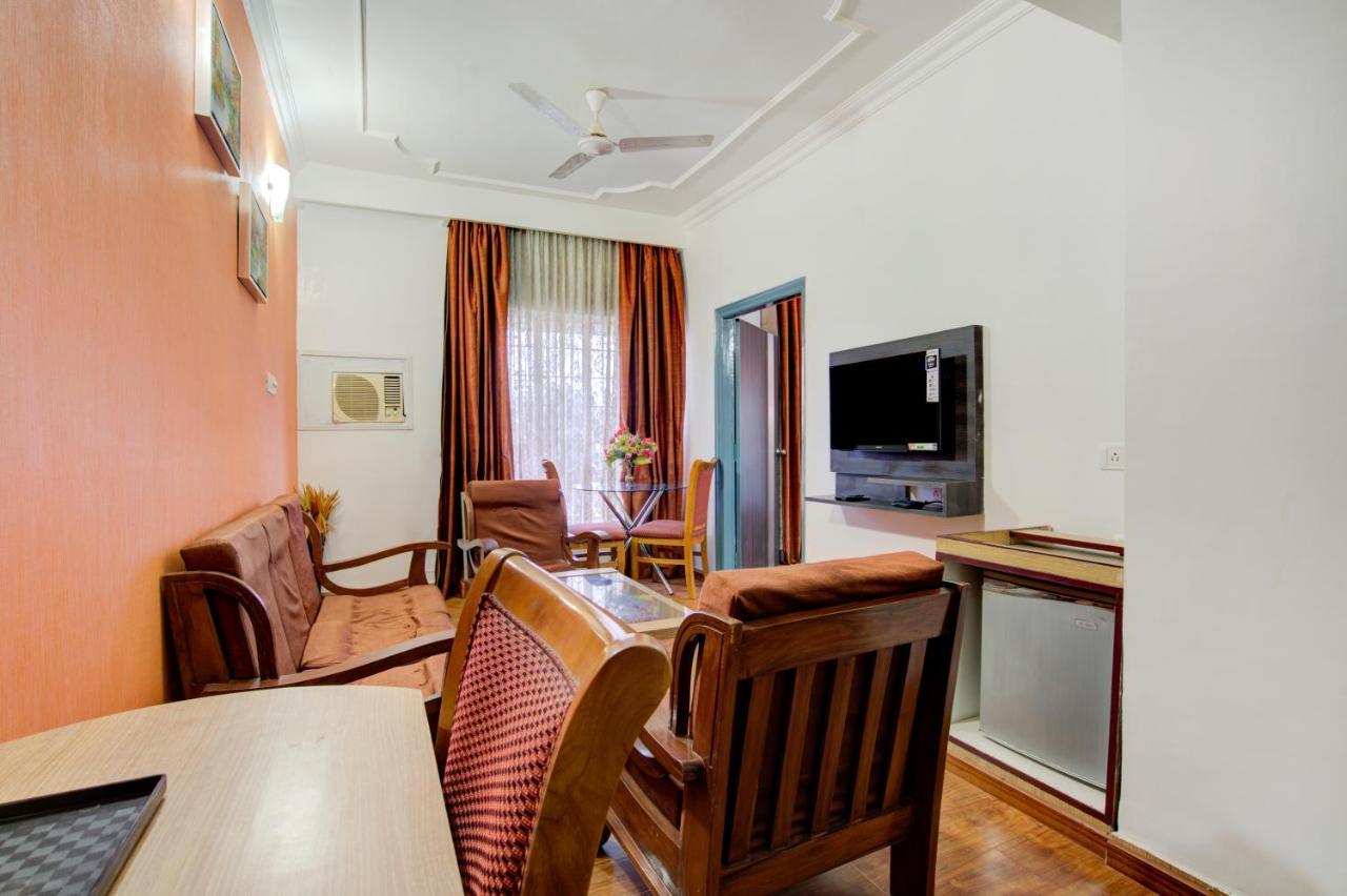 Hotel Mahadev Palace Deoghar Exteriör bild
