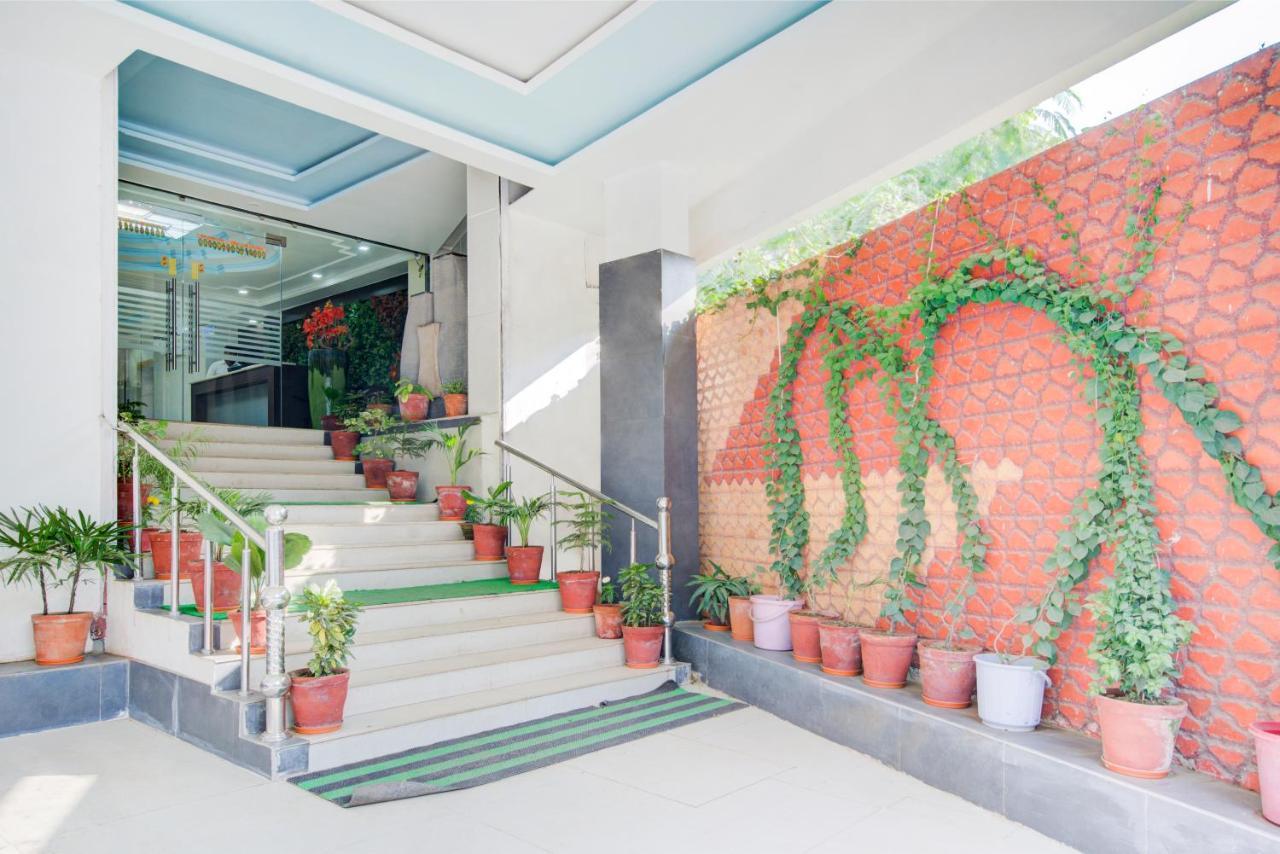 Hotel Mahadev Palace Deoghar Exteriör bild