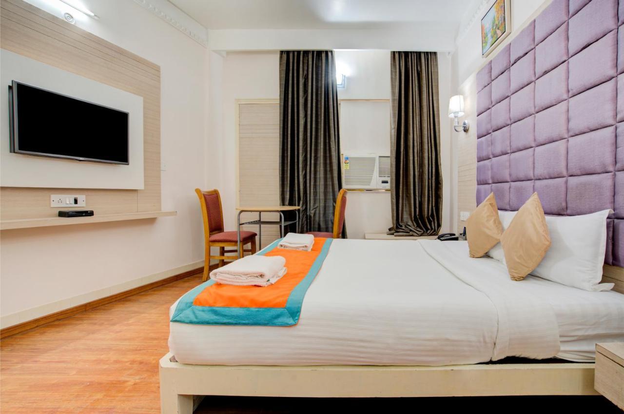 Hotel Mahadev Palace Deoghar Exteriör bild