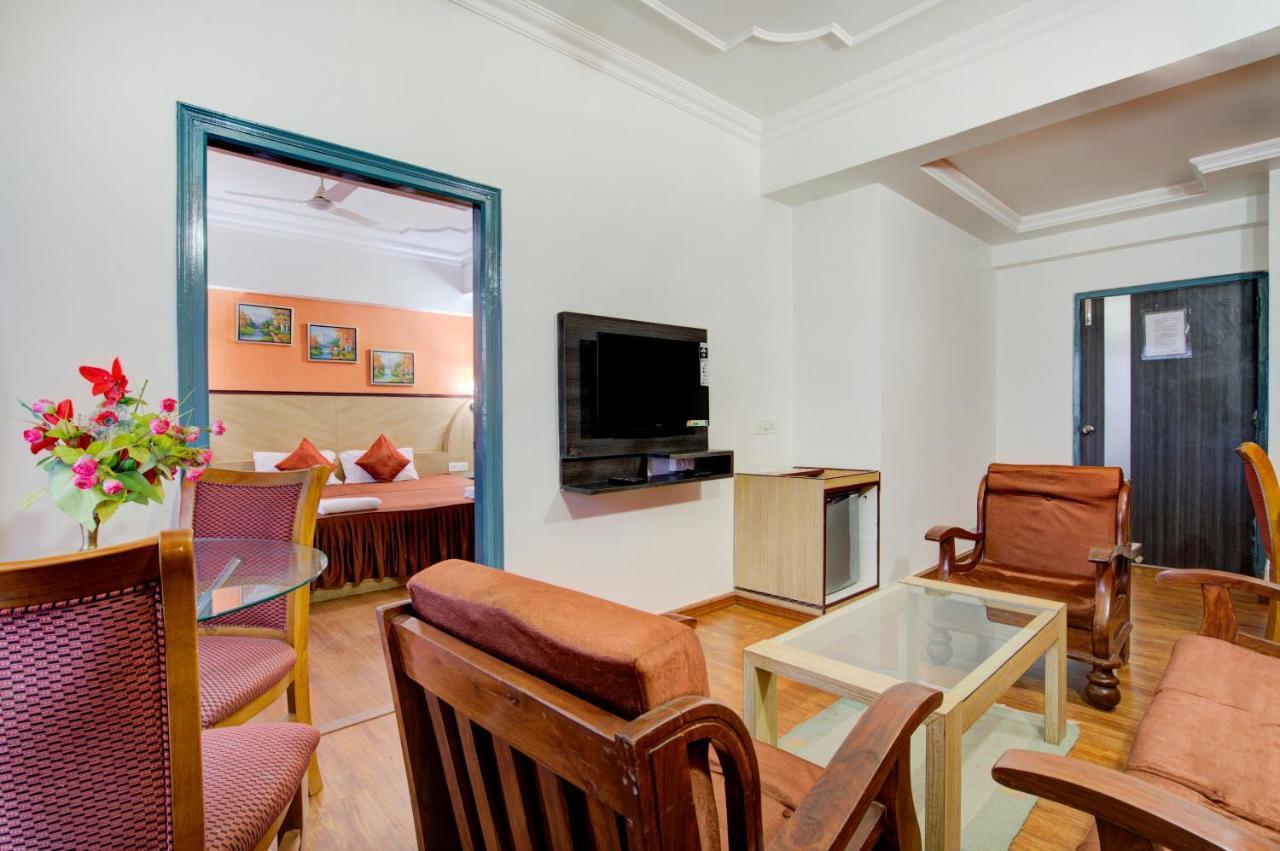 Hotel Mahadev Palace Deoghar Exteriör bild