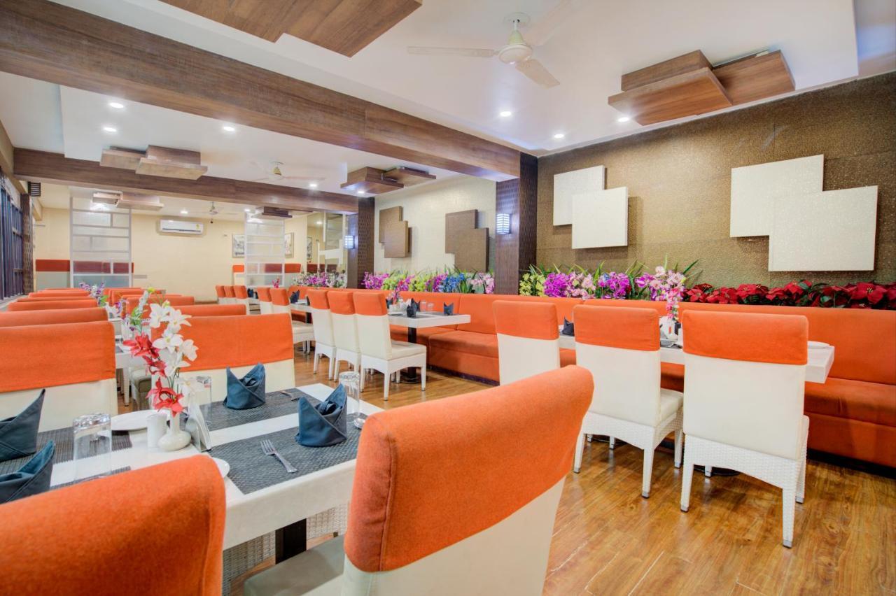 Hotel Mahadev Palace Deoghar Exteriör bild